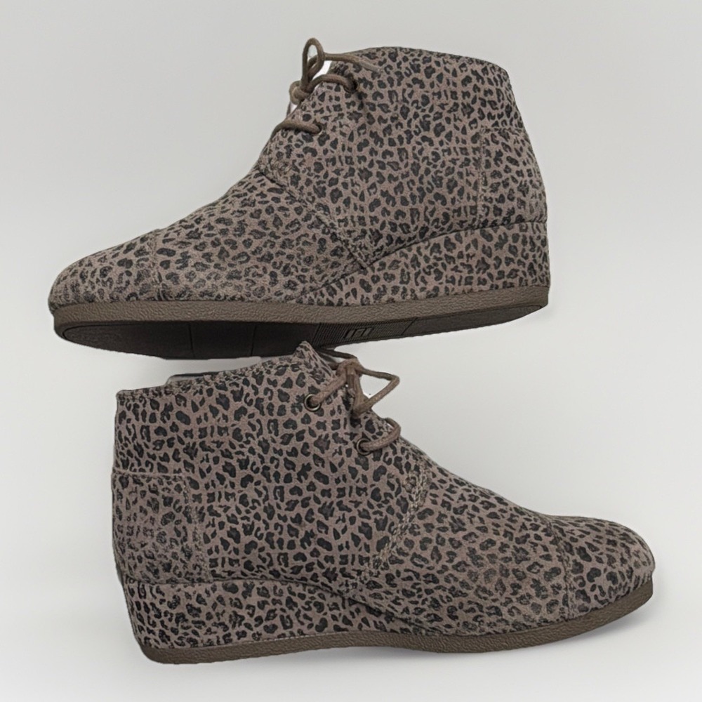 Women Y5 Toms cheetah‎ suede wedge booties Lace Up Tan Brown